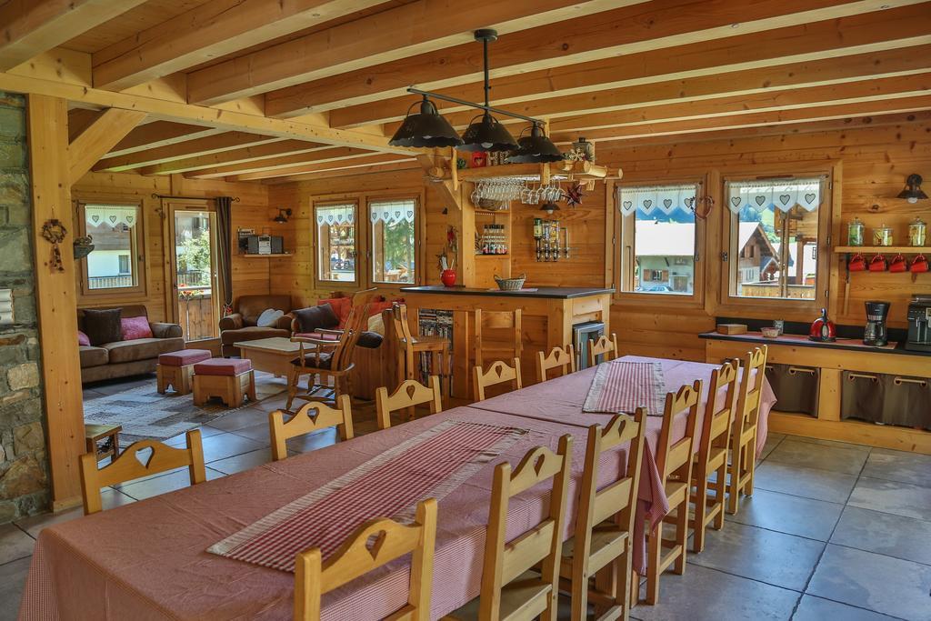 Bed And Breakfast Chalet Manava Morzine Dış mekan fotoğraf